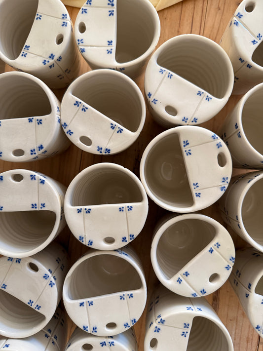 SECOND - 'Delft' On the Go Cup