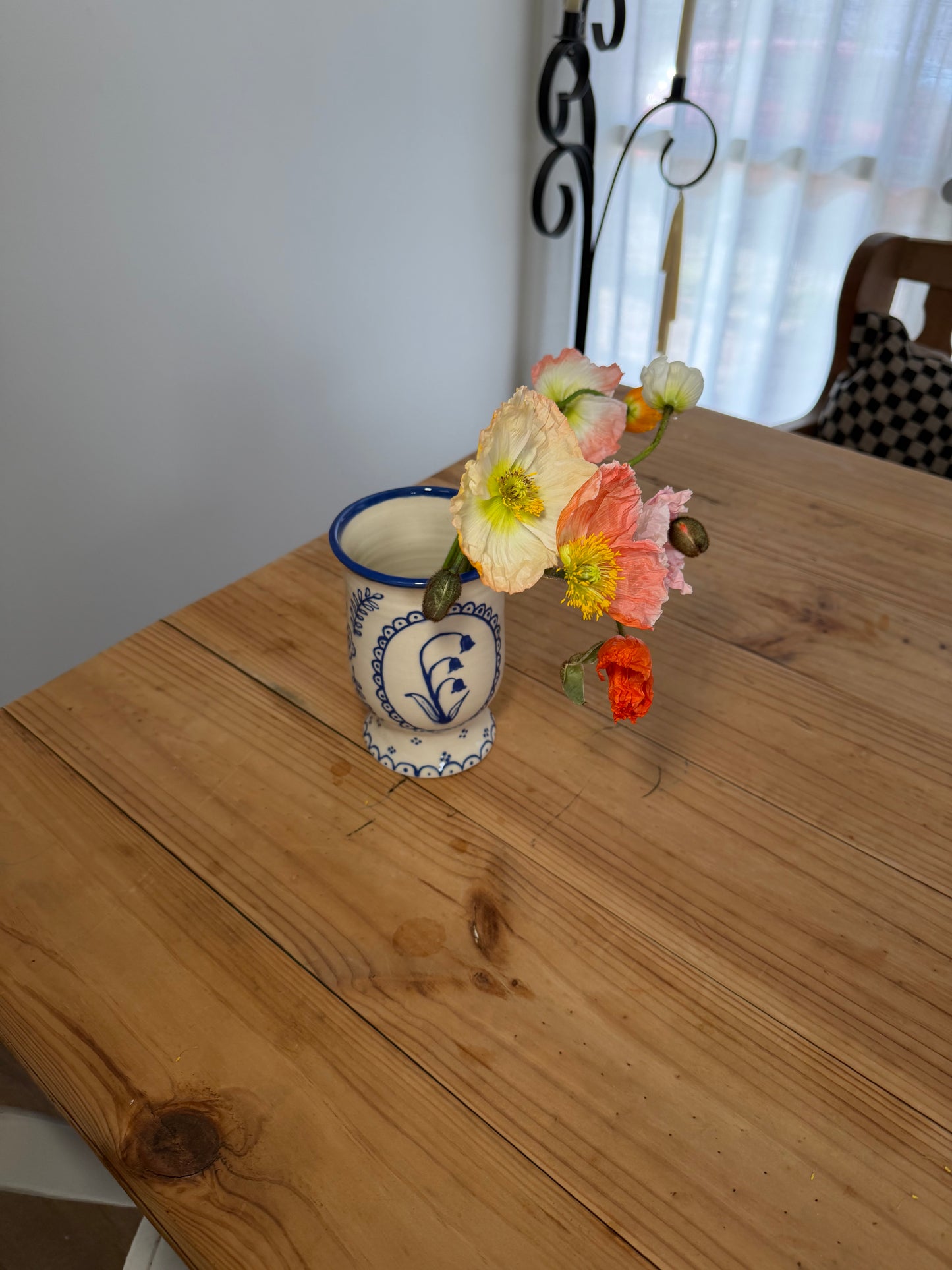 Vase no. 2 Delft Motif