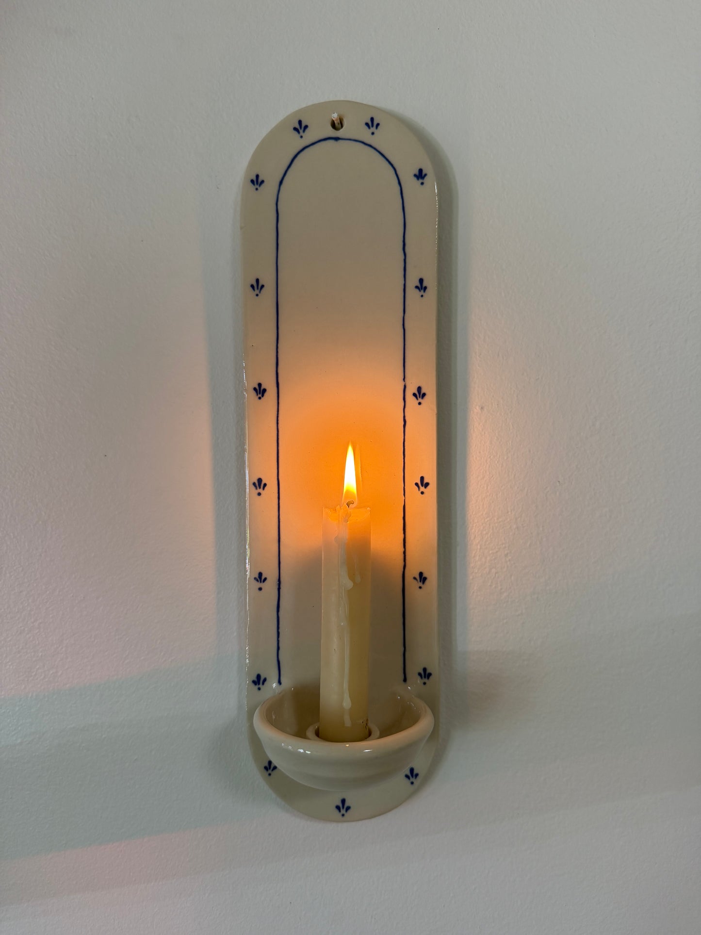 Palmette Edge Sconce